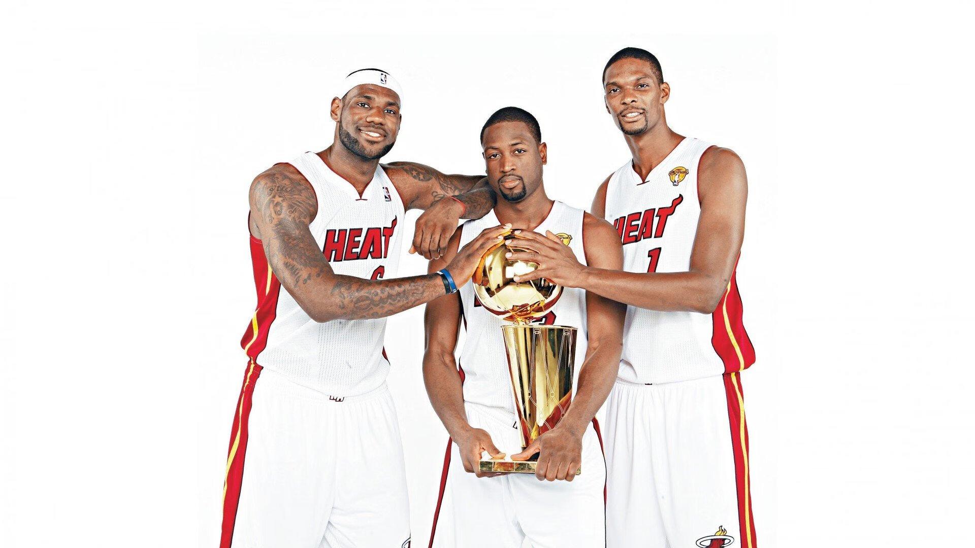 湖人终结连败，小南斯策反计助球队逆转取胜